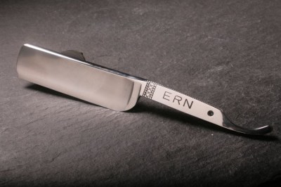 EK-025