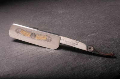 EK-032