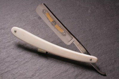 RE-018